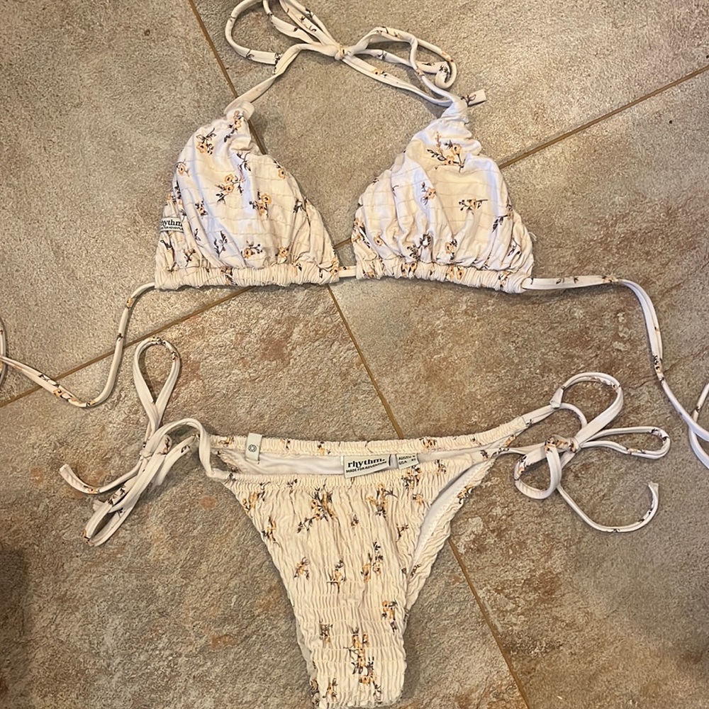 Rhythm floral bikini